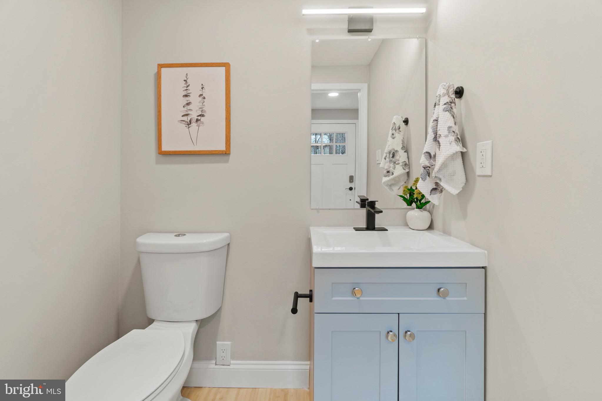 5833 Canvasback Road Burke, VA 22015 - Photo 16 of 41 Half Bath