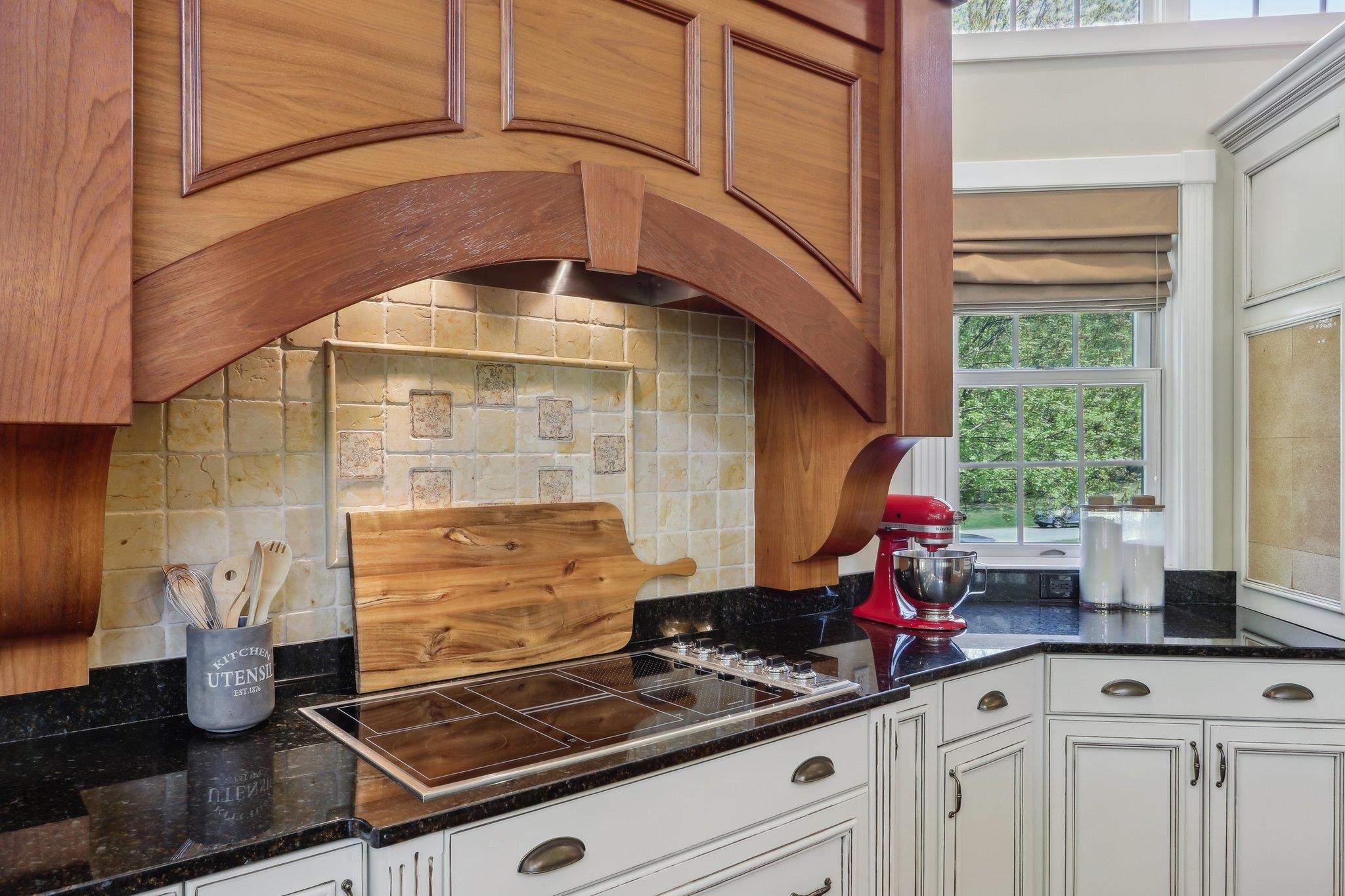 7 Golfview Road Windham, NH 03087 - Photo 14 of 60