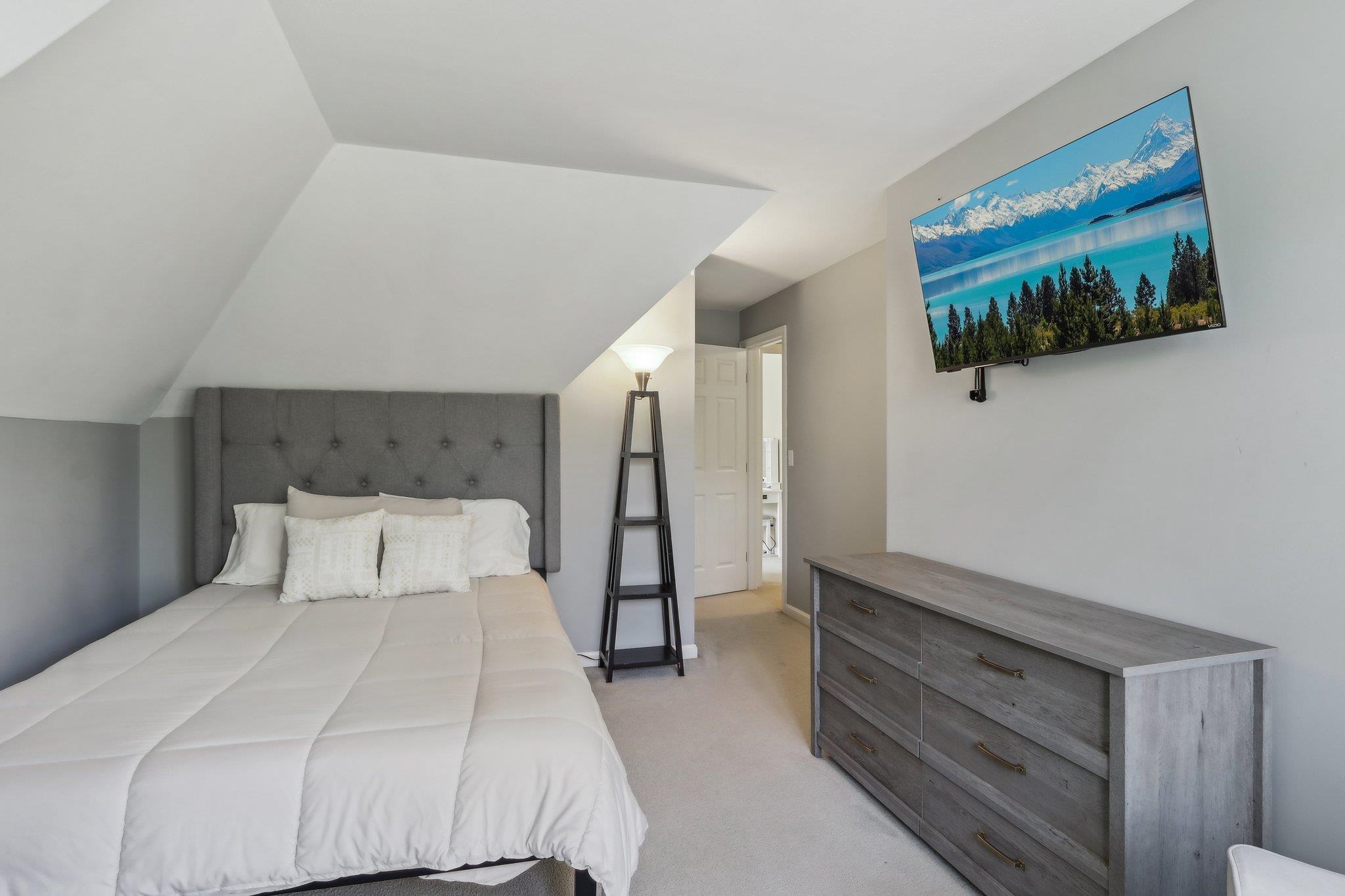 7 Golfview Road Windham, NH 03087 - Photo 35 of 60