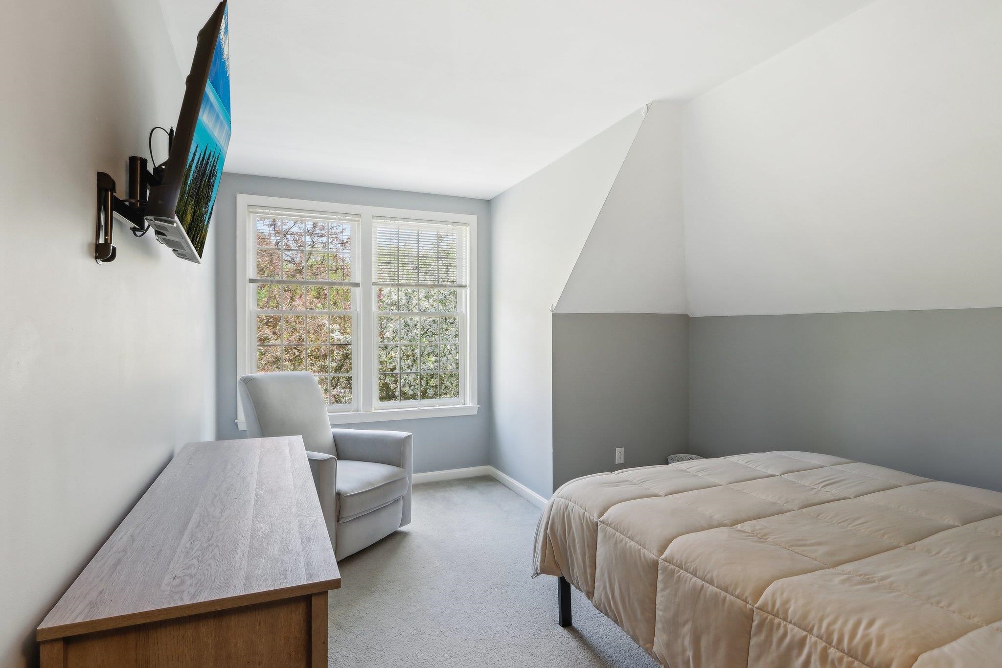 7 Golfview Road Windham, NH 03087 - Photo 37 of 60