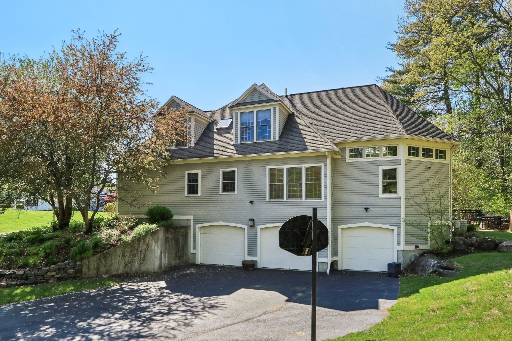 7 Golfview Road Windham, NH 03087 - Photo 8 of 60