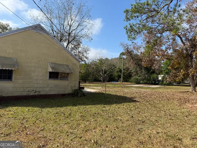 a view of a outdoor space