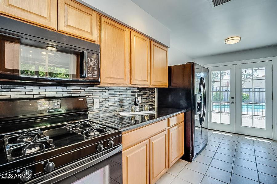 543 West 19th Street Tempe, AZ 85282 - Photo 5 of 21 Photo #5