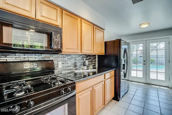 $3,200 | 543 West 19th Street, Tempe, AZ 85282