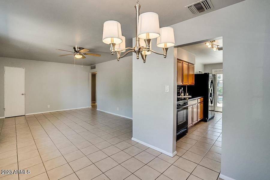 543 West 19th Street Tempe, AZ 85282 - Photo 8 of 21 Photo #8