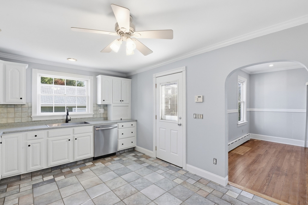 501 Pine Street Fall River, MA 02720 - Photo 9 of 42