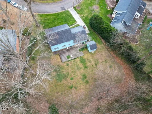 $800,000 | 5024 Yadkin Drive, Raleigh, NC 27609