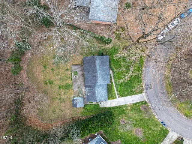 $800,000 | 5024 Yadkin Drive, Raleigh, NC 27609