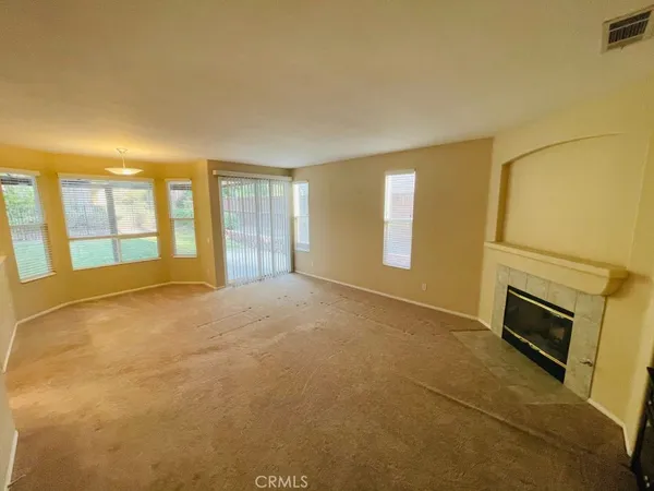 $3,375 | 42020 Dahlia Way, Temecula, CA 92591