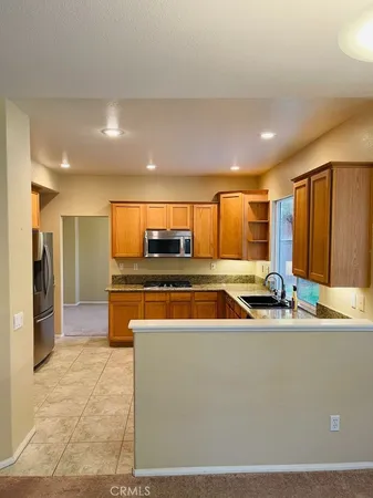 $3,375 | 42020 Dahlia Way, Temecula, CA 92591