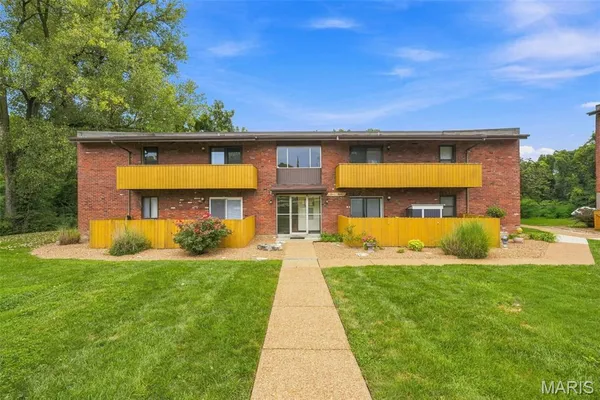 $99,000 | 1190 Calley Drive, Unit A, St. Louis, MO 63125