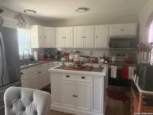 $190,000 | 1011 East Hutchinson Street, Beeville, TX 78102