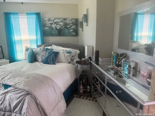 $190,000 | 1011 East Hutchinson Street, Beeville, TX 78102