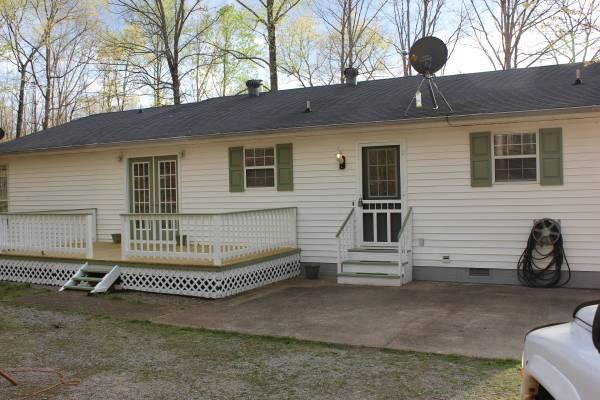 260 Lawson Road Hohenwald, TN 38462 - Photo 2 of 24 Gallery Image 2