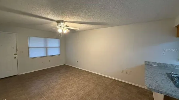 $1,200 | 253 Century Boulevard, Unit B, Auburndale, FL 33823