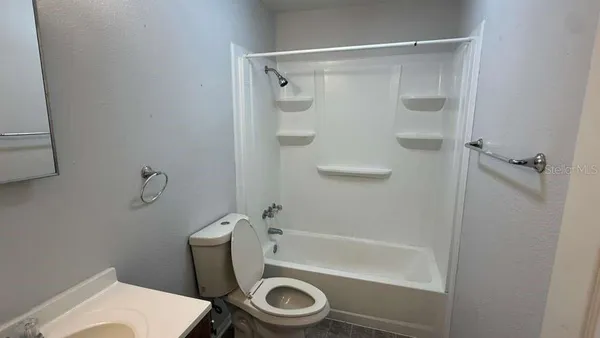 $1,200 | 253 Century Boulevard, Unit B, Auburndale, FL 33823