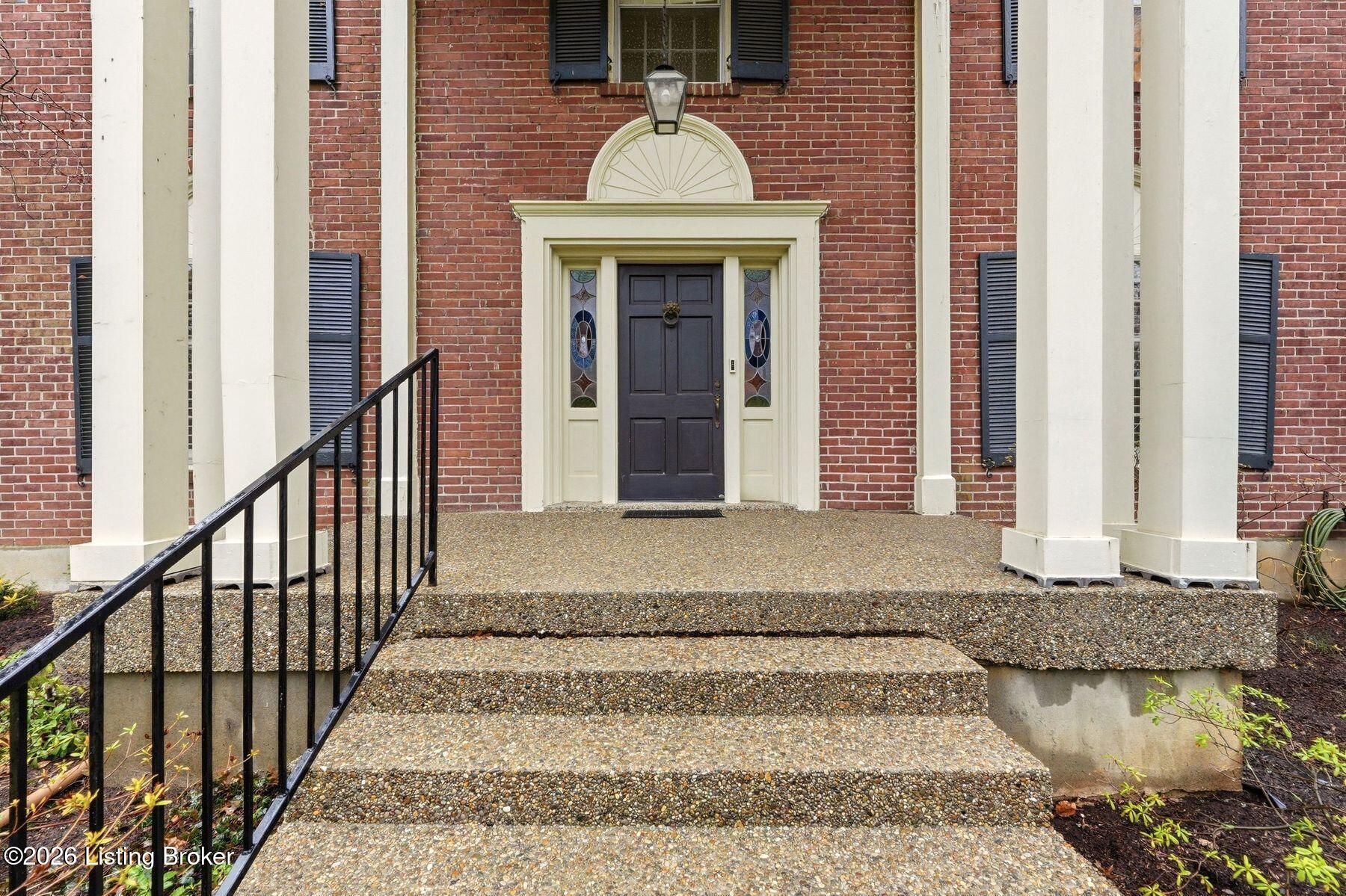 2407 Seneca Valley Road Louisville, KY 40205 - Photo 3 of 6 photo_online_003