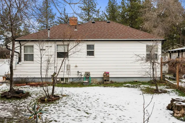 $330,000 | 302 East Hawthorne Road, Spokane, WA 99218