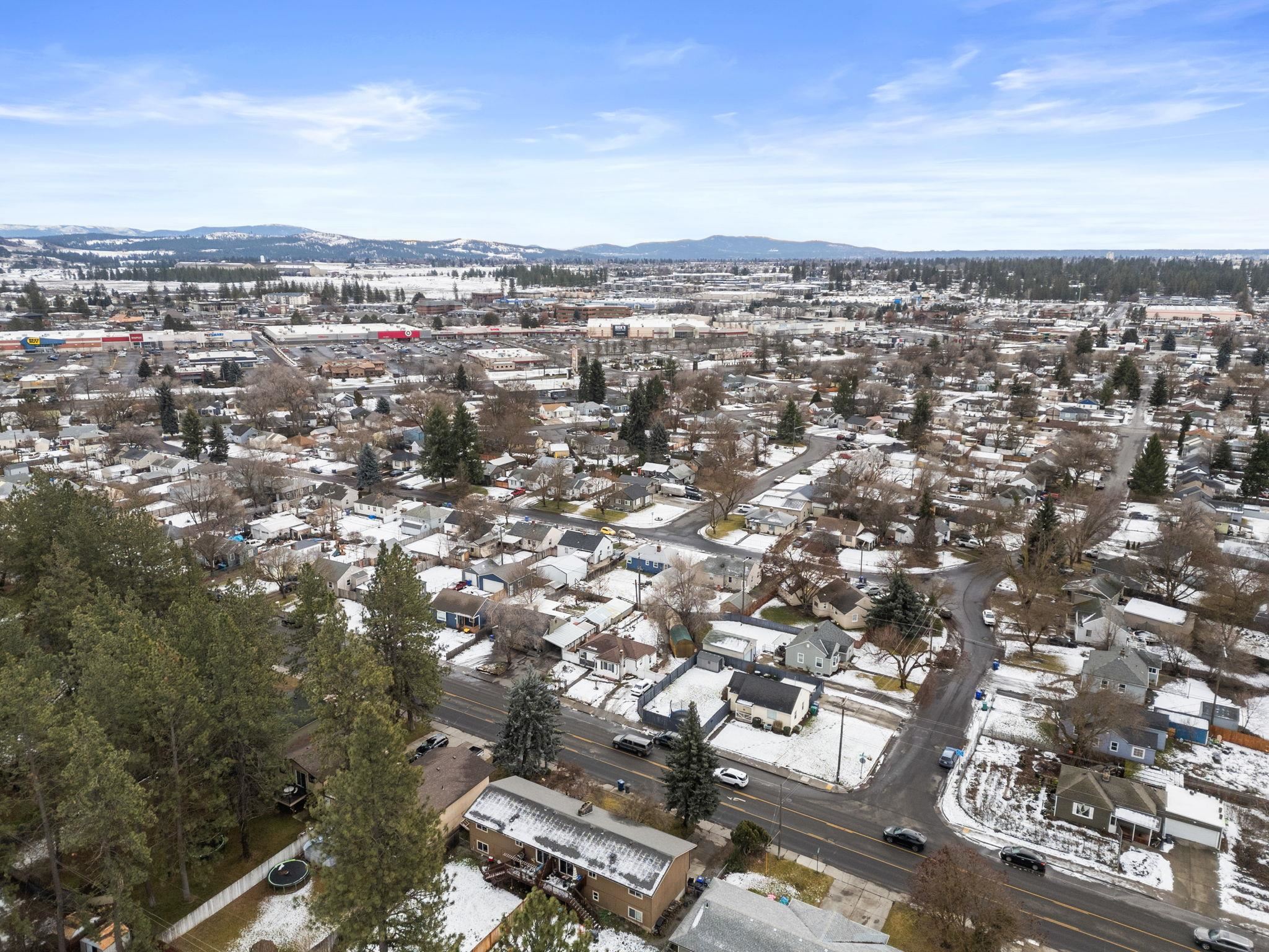 302 East Hawthorne Road Spokane, WA 99218 - Photo 28 of 33