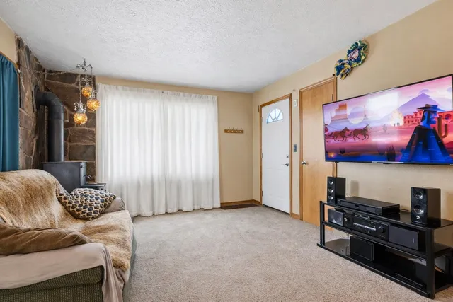 $330,000 | 302 East Hawthorne Road, Spokane, WA 99218