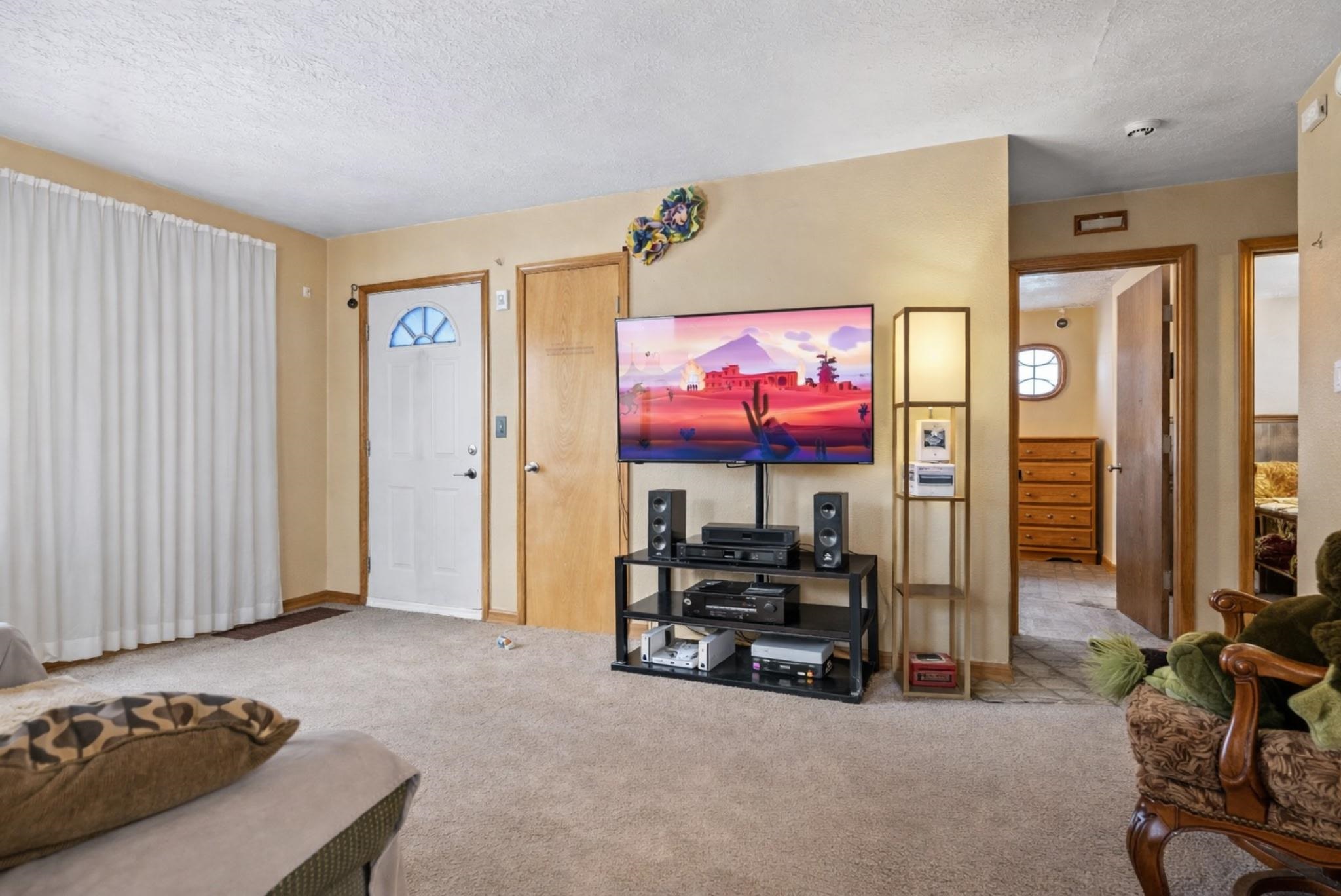 302 East Hawthorne Road Spokane, WA 99218 - Photo 5 of 33