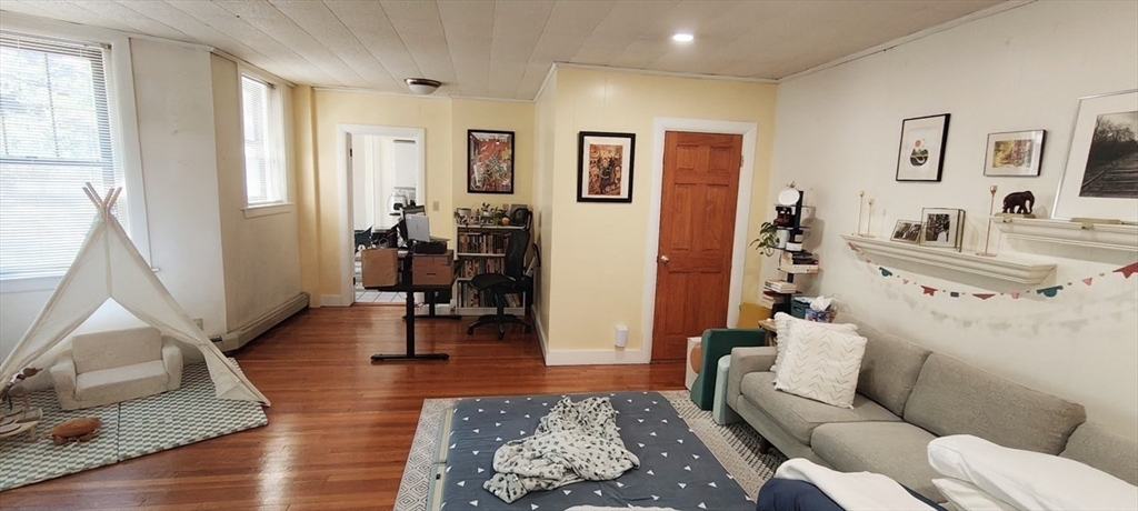 4 Fuller Street, Unit 2 Brookline, MA 02446 - Photo 3 of 12