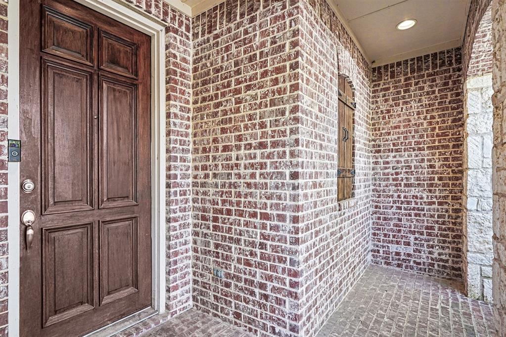 5508 Junius Street Dallas, TX 75214 - Photo 3 of 34 a bathroom with a shower