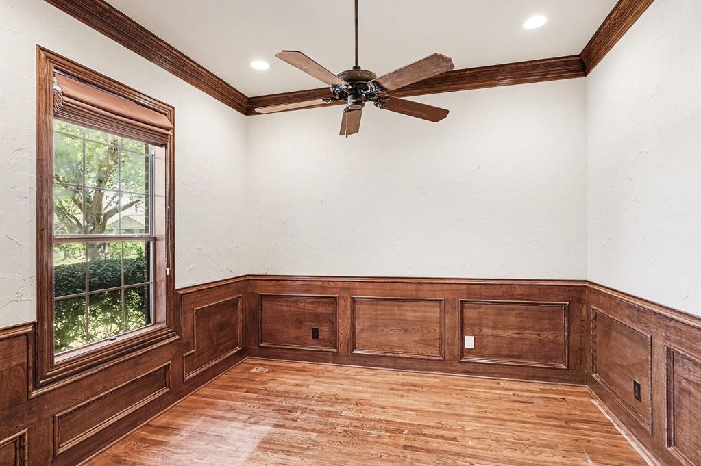 5508 Junius Street Dallas, TX 75214 - Photo 9 of 34 a view of a living room with a large window