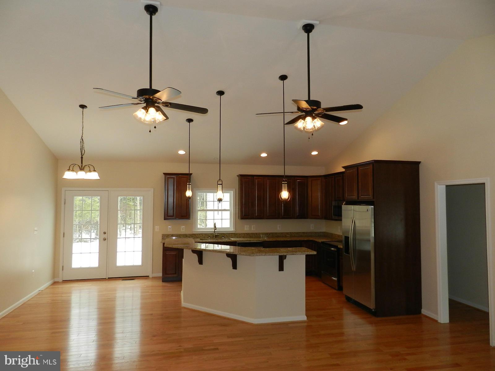 1798 Longfield Road Colonial Beach, VA 22443 - Photo 8 of 19 Living Room