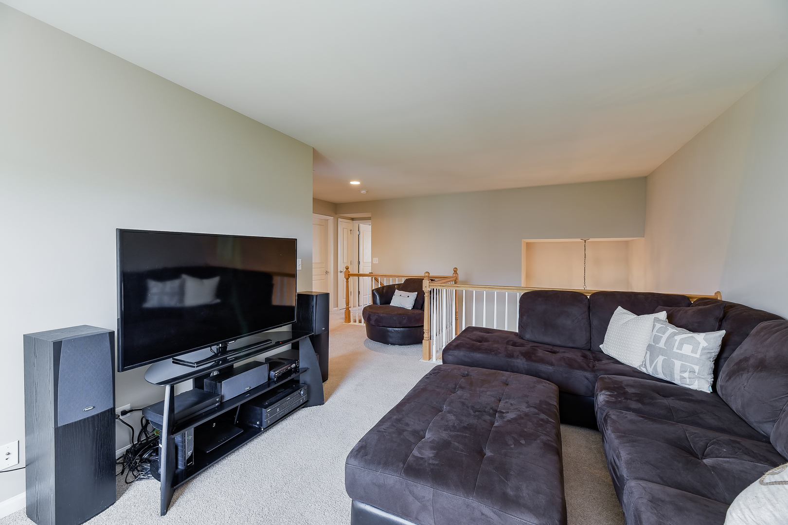 102 Devoe Drive Oswego, IL 60543 - Photo 12 of 17