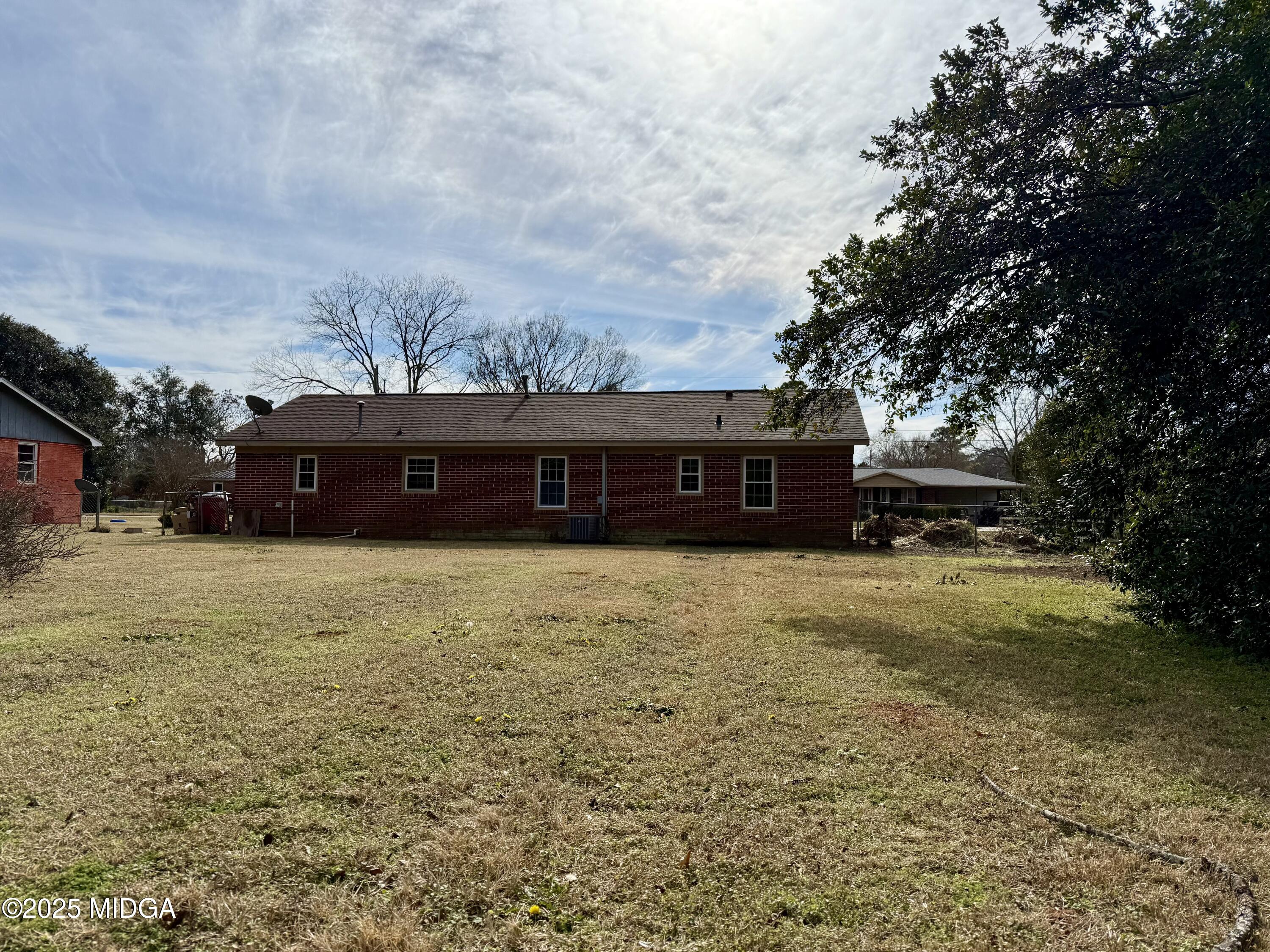 2881 South Estates Road Macon, GA 31216 - Photo 4 of 16 IMG_6480