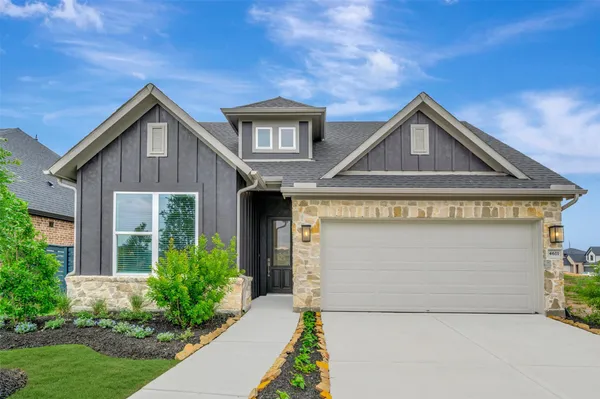 $330,000 | 4611 Compass Avenue, Richmond, TX 77469