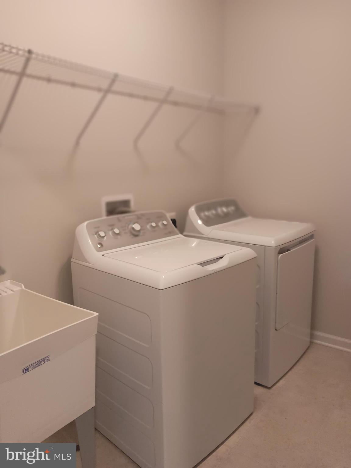 14306 Ridge View Lane Laurel, MD 20707 - Photo 11 of 18 Upper level laundry room