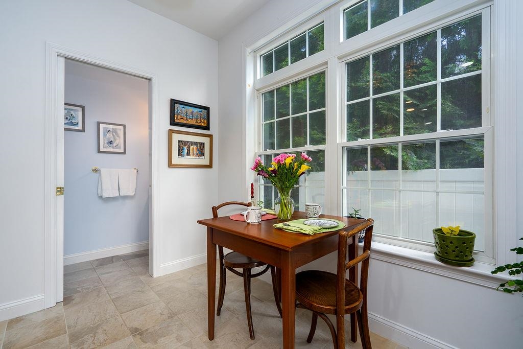 401 Dover Point Road Dover, NH 03820 - Photo 5 of 40