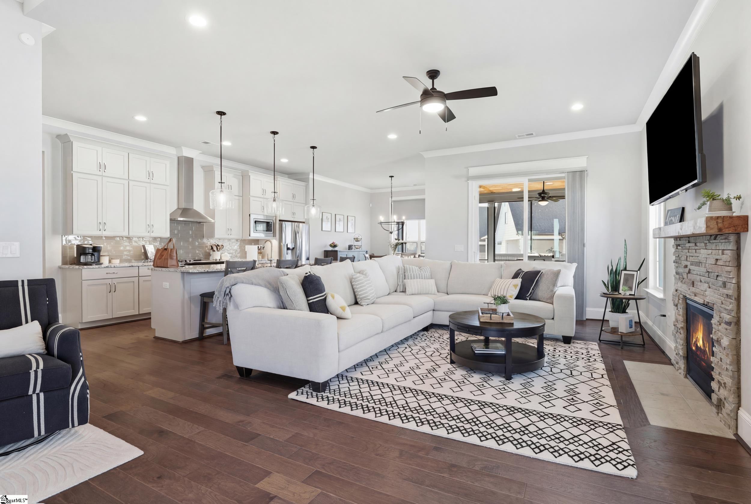 103 Ridan Road Mauldin, SC 29662 - Photo 4 of 32