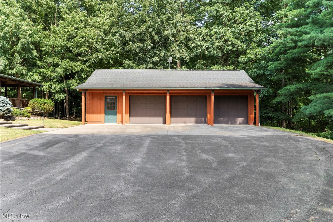 6933 Ryan Road Medina, OH 44256 - Photo 10 of 49 Gallery Image 10