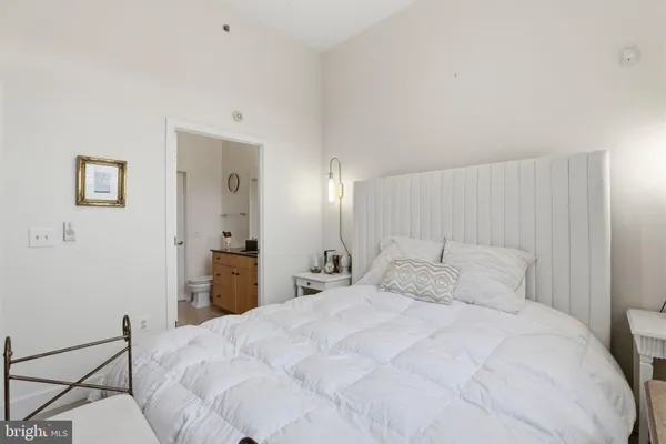 $4,150 | 520 John Carlyle Street, Unit 408, Alexandria, VA 22314