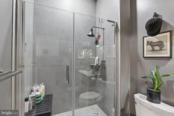 $4,150 | 520 John Carlyle Street, Unit 408, Alexandria, VA 22314