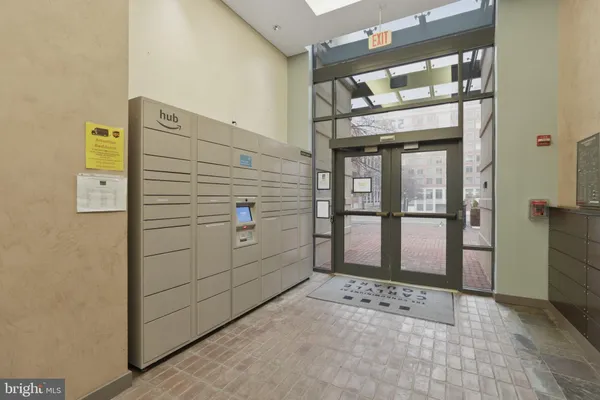 $4,150 | 520 John Carlyle Street, Unit 408, Alexandria, VA 22314