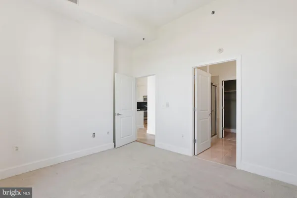 $4,150 | 520 John Carlyle Street, Unit 408, Alexandria, VA 22314