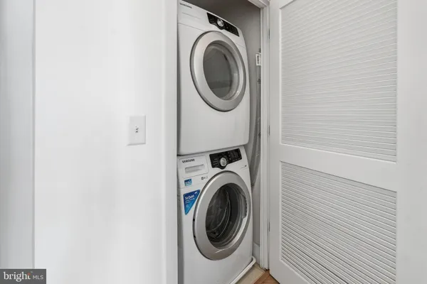 $4,150 | 520 John Carlyle Street, Unit 408, Alexandria, VA 22314