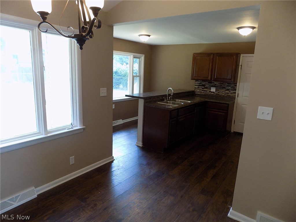 2846 Shellhart Road Barberton, OH 44203 - Photo 8 of 35 Gallery Image 8