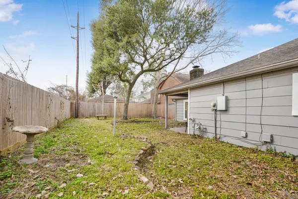$240,000 | 5710 Green Timbers Drive, Humble, TX 77346