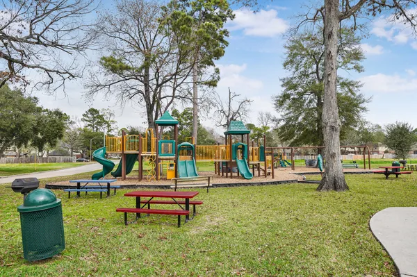 $240,000 | 5710 Green Timbers Drive, Humble, TX 77346