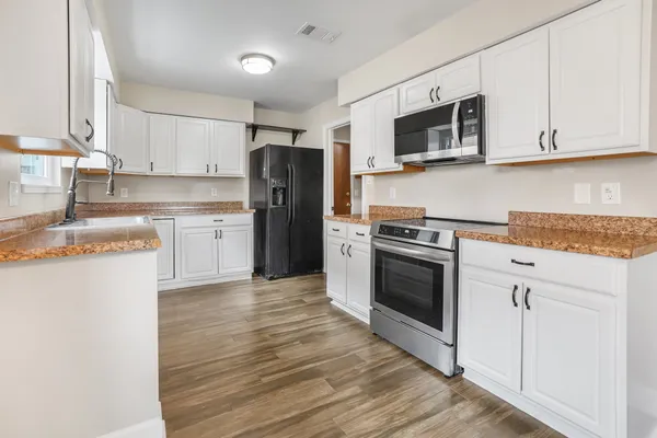 $240,000 | 5710 Green Timbers Drive, Humble, TX 77346