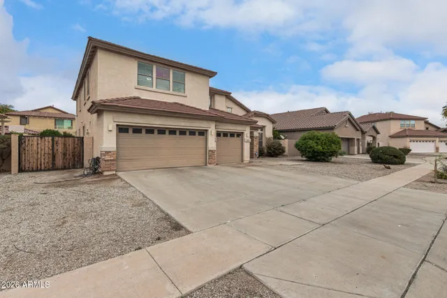 $698,000 | 8606 West Morten Avenue, Glendale, AZ 85305