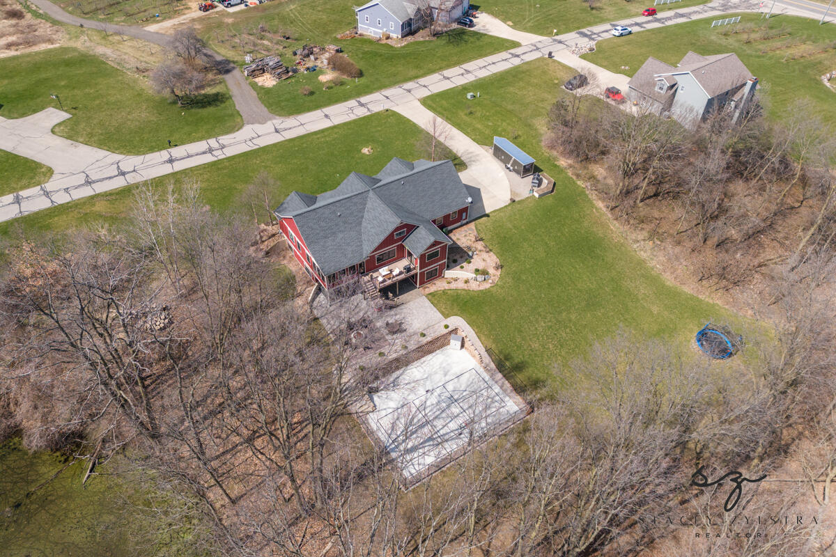 4381 Walter Road Wayland, MI 49348 - Photo 53 of 56 IMG_1041