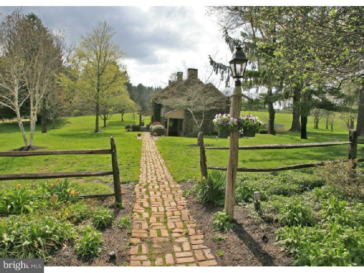 476 Headquarters Road Erwinna, PA 18920 - Photo 7 of 25 Gallery Image 7