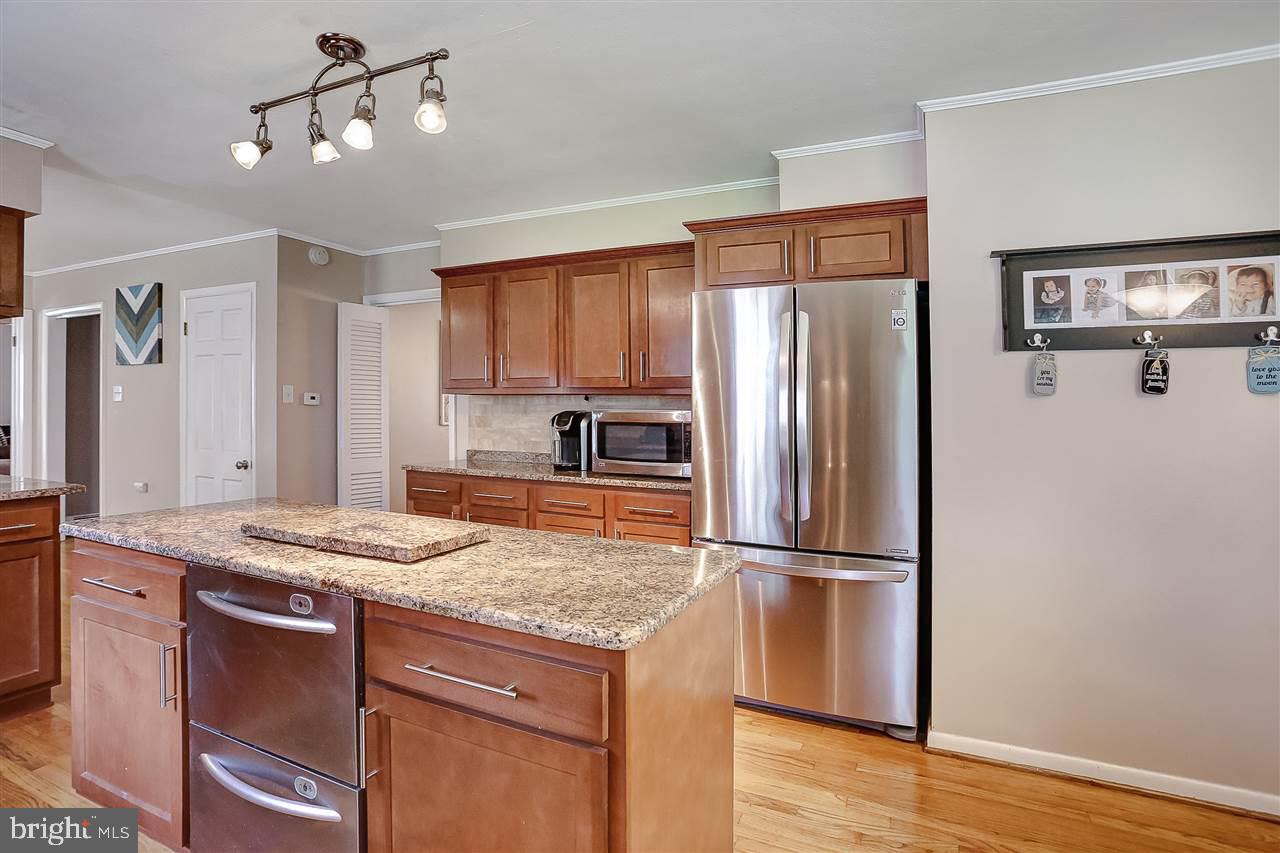 1534 Appletree Road Harrisburg, PA 17110 - Photo 11 of 25 Gallery Image 11