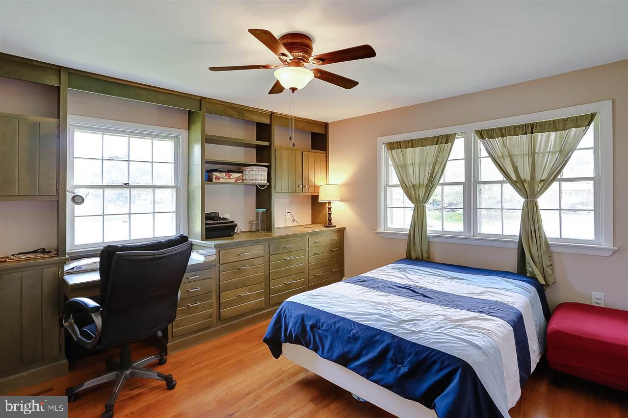 1534 Appletree Road Harrisburg, PA 17110 - Photo 19 of 25 Gallery Image 19